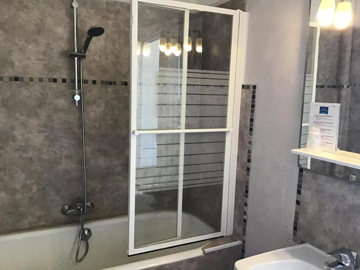 L'Ilot Fleuri Hotell Le Lavandou Exteriör bild